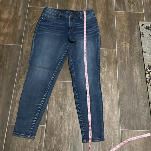 Maurices size large jeggings. EUC - Picture 5 of 6